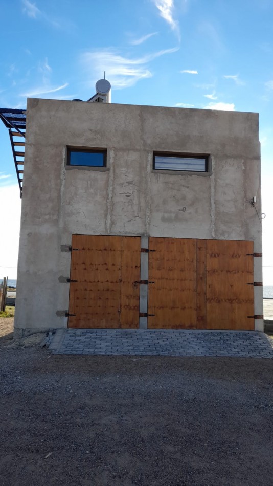CASA A LA VENTA EN COSTA DORADA A CERACANIA DEL PUERTO PUENTA COLORADA